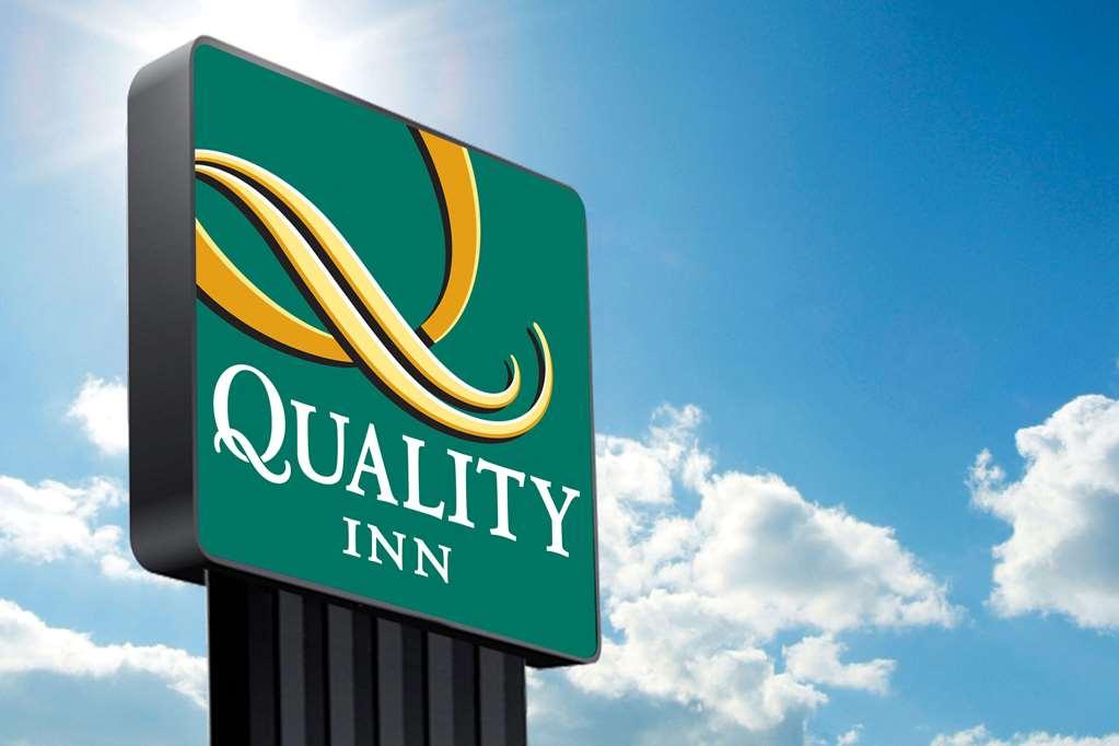 Quality Inn Spartanburg Exterior photo