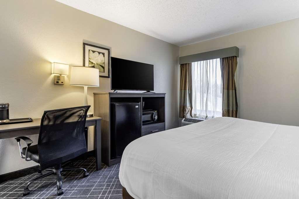 Quality Inn Spartanburg Room photo